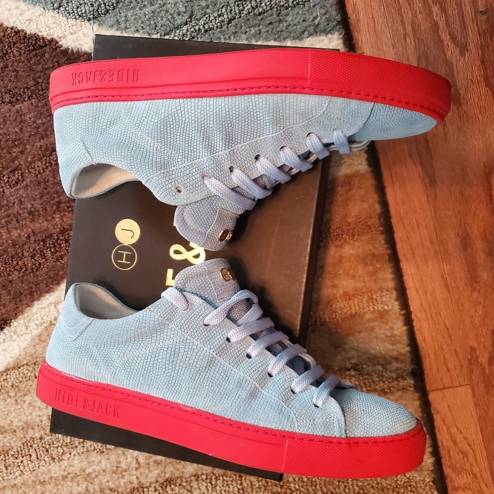 SOLD***** Hide&Jack: Gecko Print: Ocean Blue and Red Bottoms